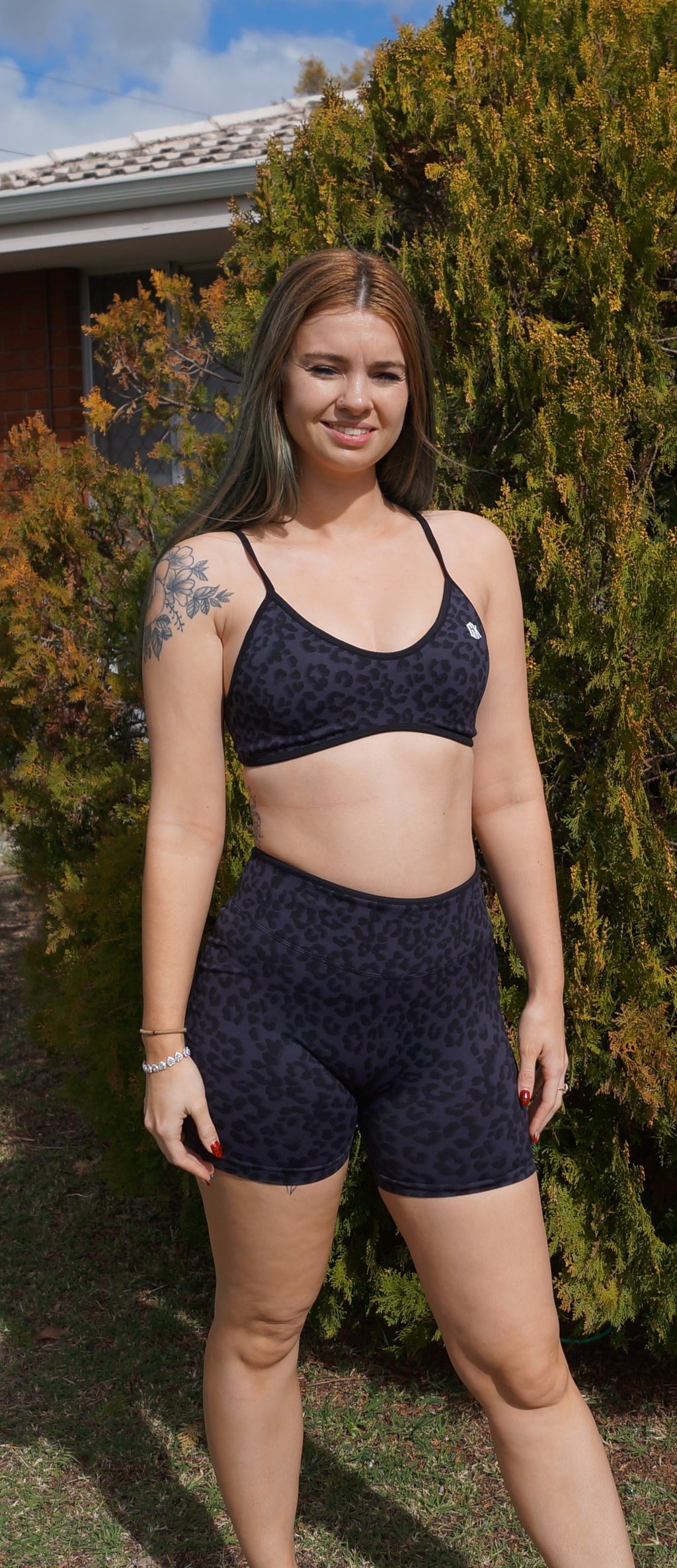 Black leopard Crop
