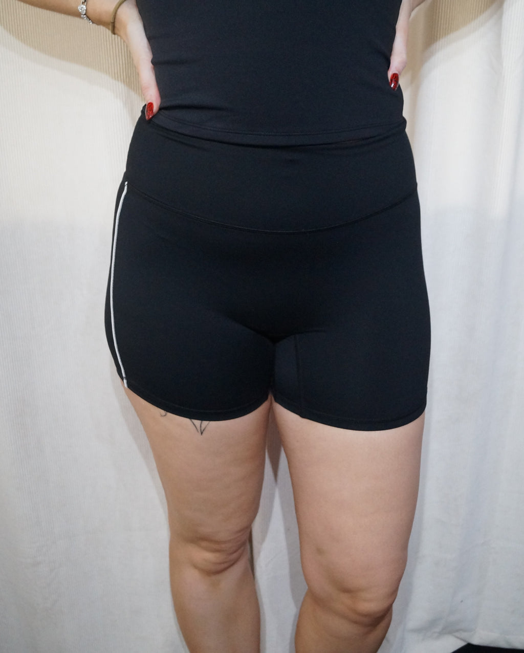 black short white stripe