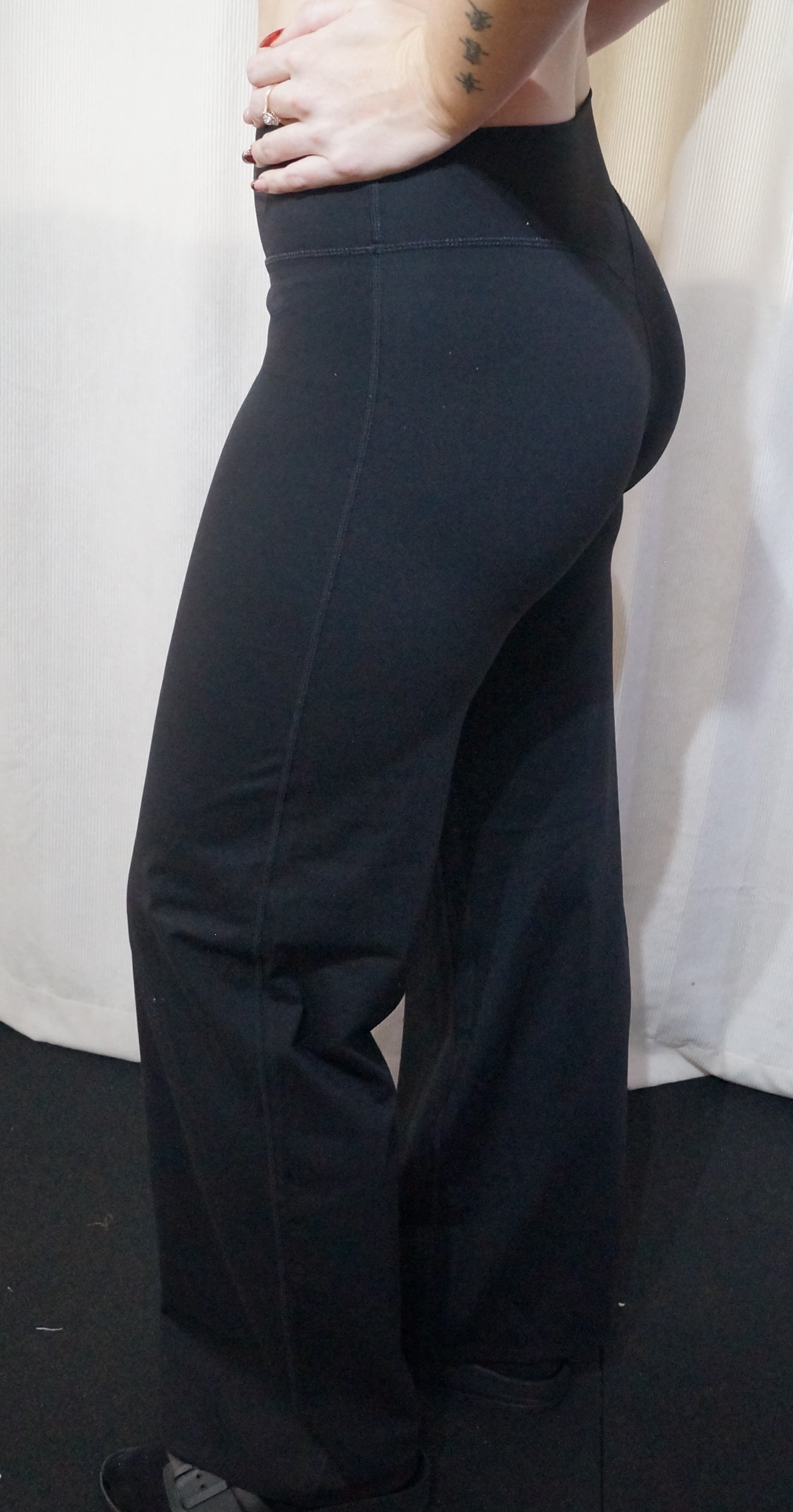 Black wide leg