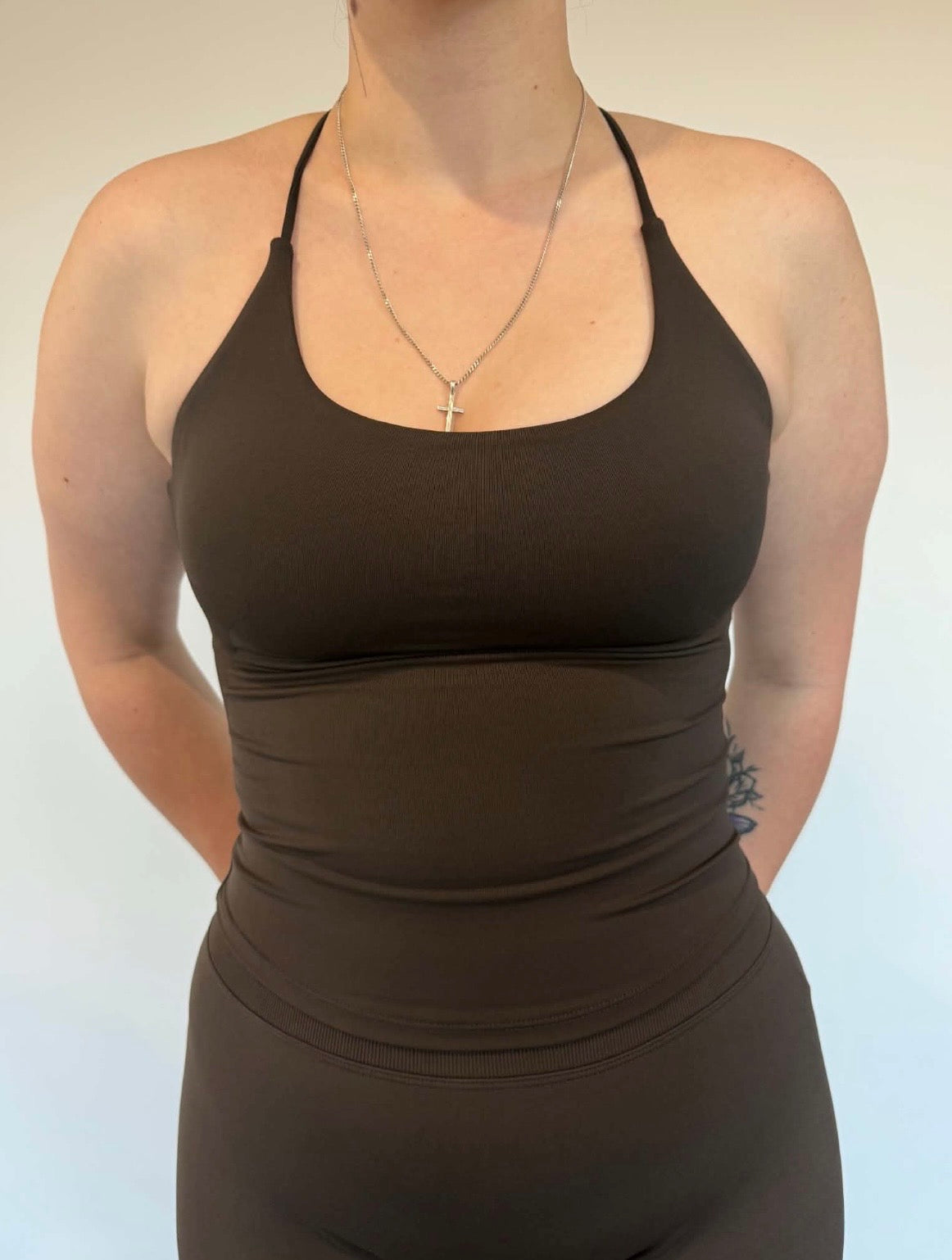 Espresso stappy singlet